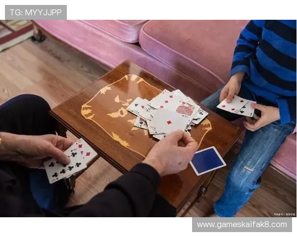 跑得快扑克牌的详细玩法规则解析适合不同玩家的实用操作指南